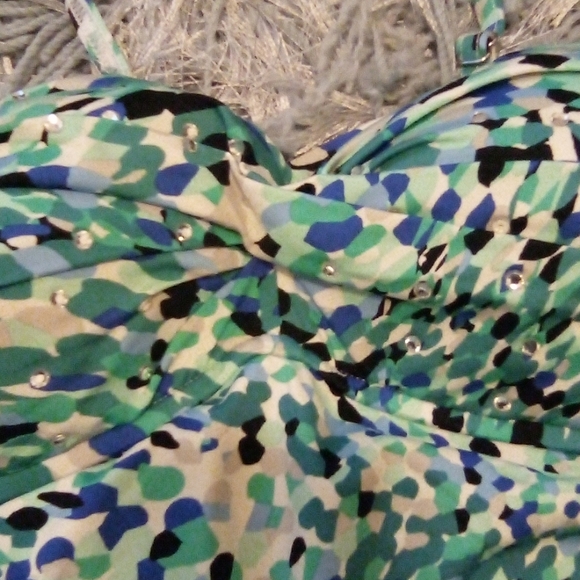 Ladies White House/Black Market Swim Suit - Picture 4 of 8